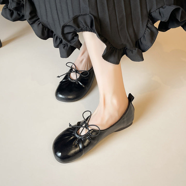 Ladies' Ballerinas with Fashionable Elastic and Elegant Accents EB