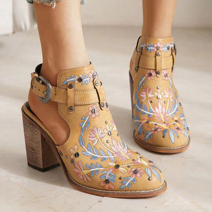 Nina - Floral Embroidery Shoes