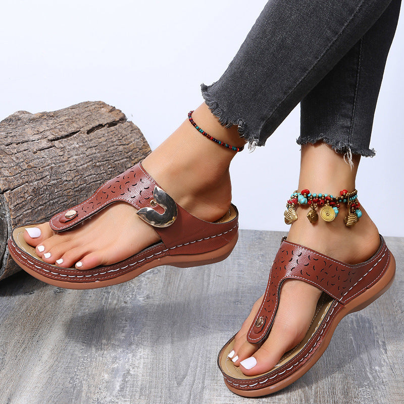 Women's Comfortable Thong Sandals with Adjustable Strap and Padded Sole EB