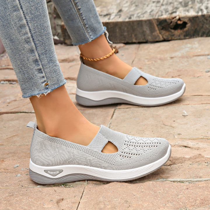 Women’s Comfortable Slip-On Sneakers with Breathable Mesh Structure EB