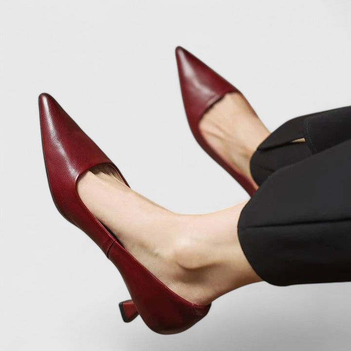 MACKENZIE – ELEGANT LOW-HEEL PUMPS