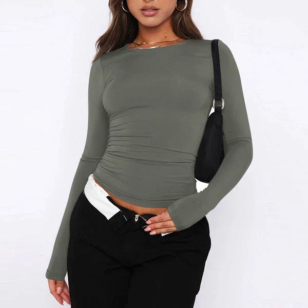 Laura – Minimalistic T-shirt