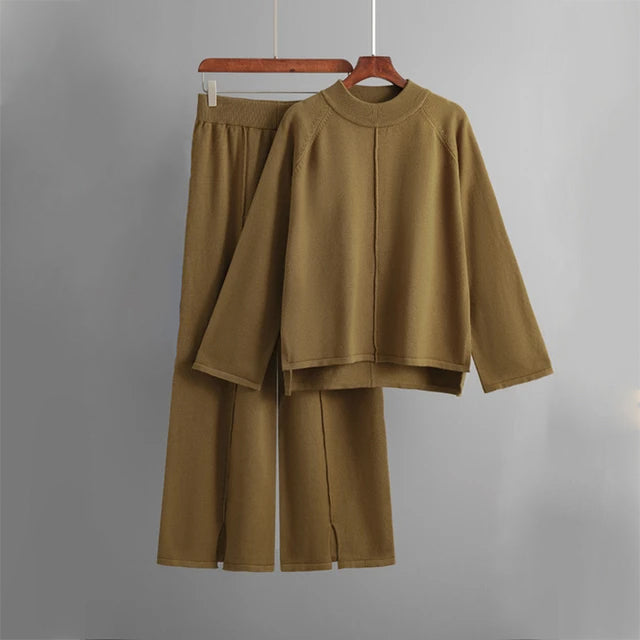 Complete Women's Loungewear Set with Crew Neck Sweater and Wide Leg Pants