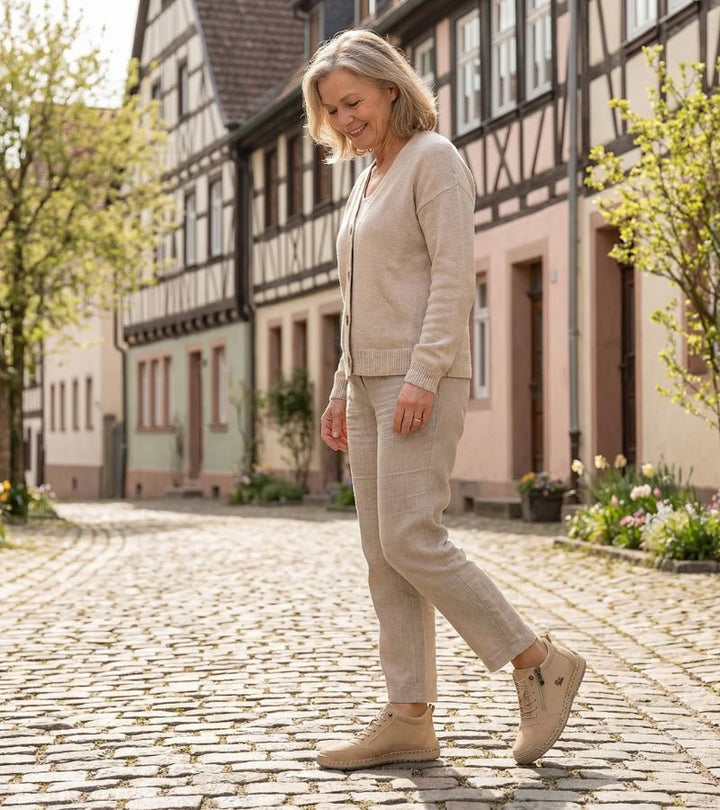 Mila | Orthopaedic Sneakers with Zip - Easy to Wear, Lightweight