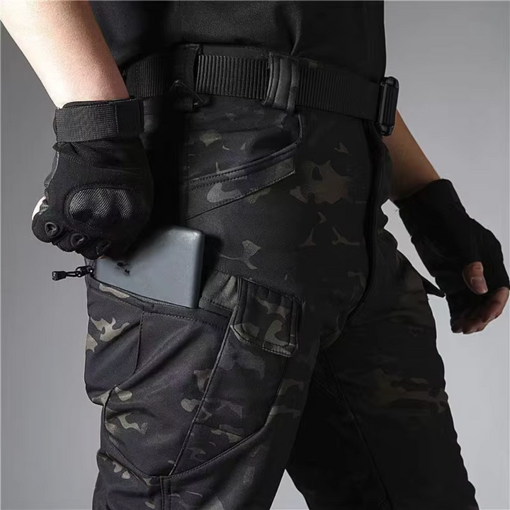 Durable Work Pants Functional and Robust for Outdoor Adventures, view 8 - Elena Harper