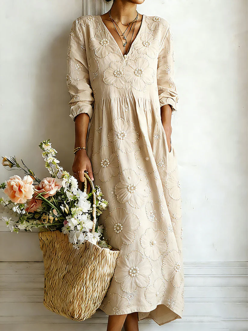 Beverly – Dress with Floral Pattern