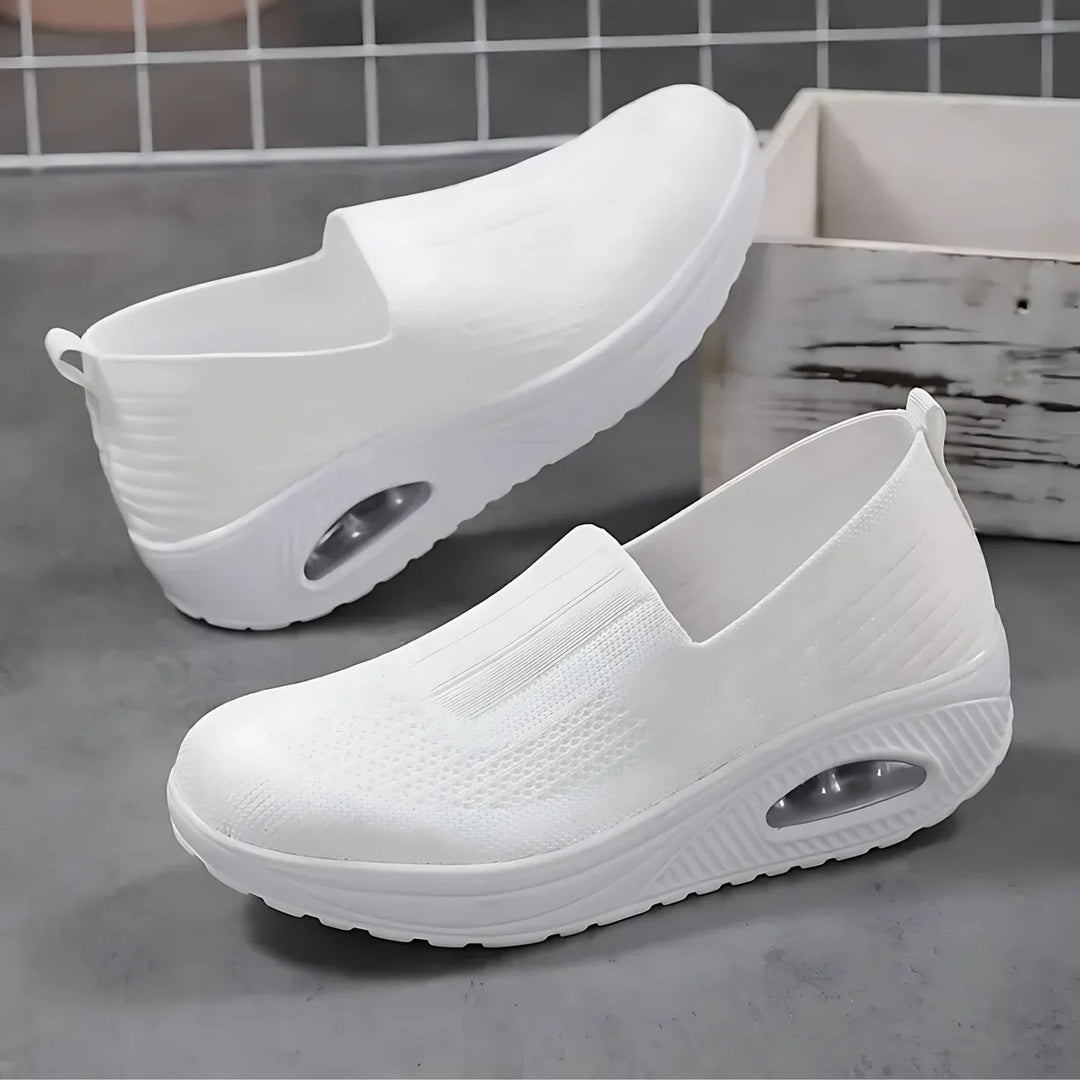 Comfortable Slip-On Sneakers for Women Montarello