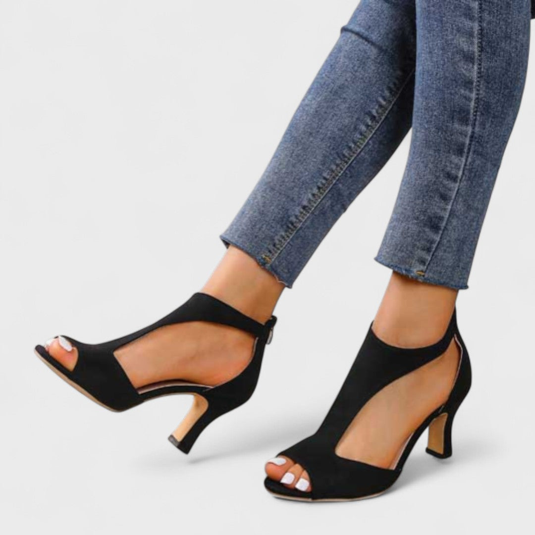 BEAUTIFUL HEELS FOR WOMEN