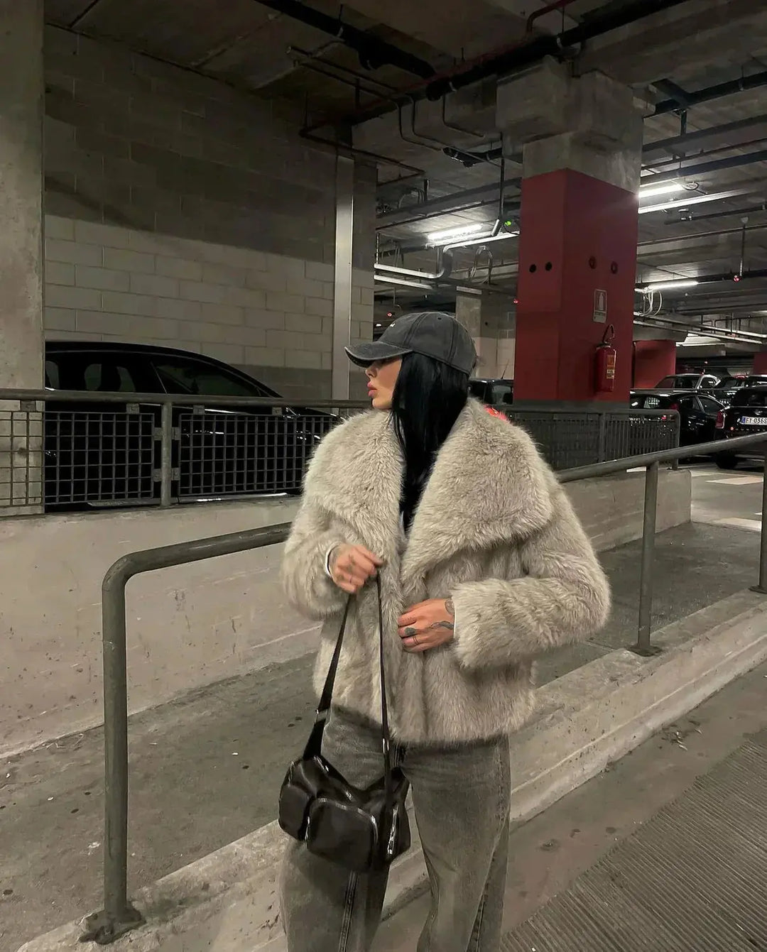 Women's Faux Fur Jacket Olivia, view 4 - Elena Harper