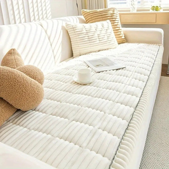 Plush Sofa Protector Mat - Non-Slip Fleece Comfort & Style