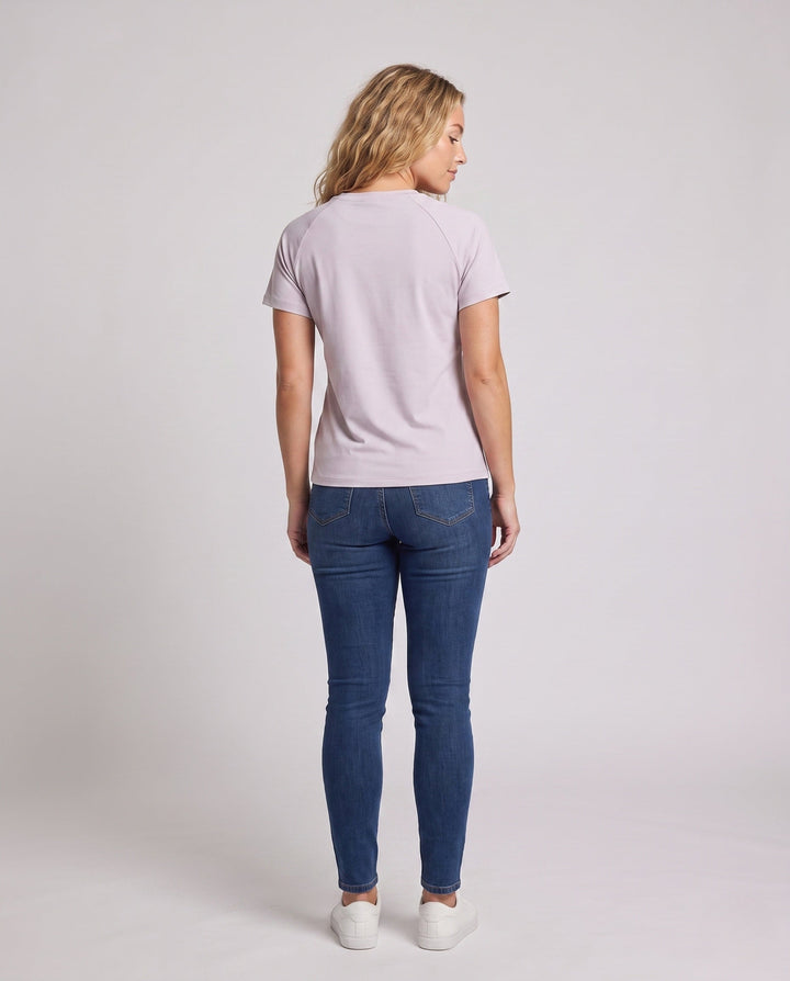Women's Breathable Sports T-Shirt with Innovative Technology R&B