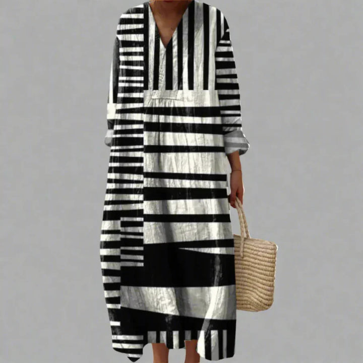 Women's Dress with Geometric Pattern, Loose Fit, Lightweight Fabric for Daily Use