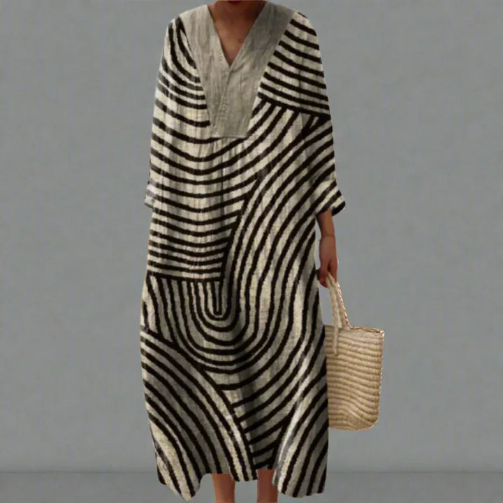 Women's Dress with Geometric Pattern, Loose Fit, Lightweight Fabric for Daily Use