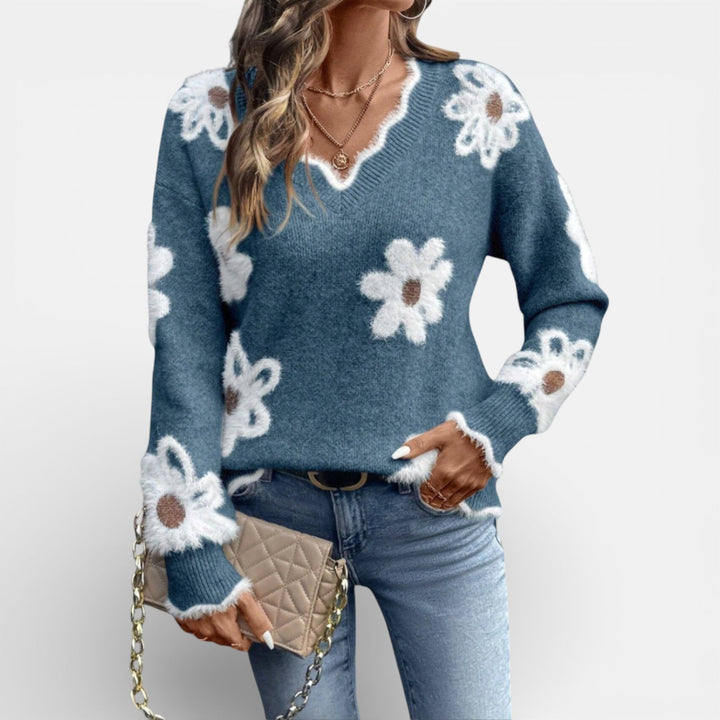 Women's Pullover | V-Neck & Warm Comfort