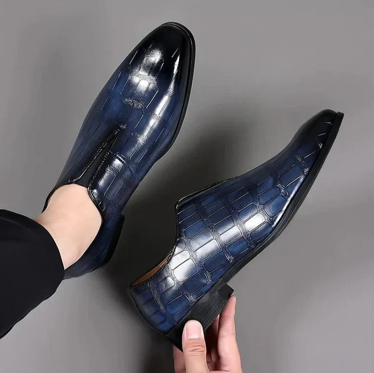 Men's Glossy Crocodile Pattern Slip-On Brogues Dress Shoes