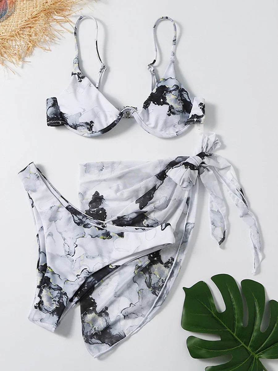 Beautifully Finished Bikini in a Timeless Design, view 8 - Elena Harper
