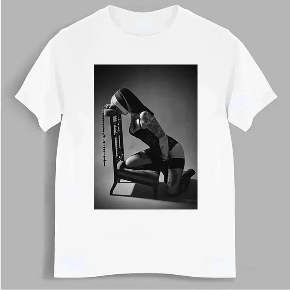 T-shirt Stylish High-Quality Cotton, Short Sleeves Perfect for Daily Use, view 4 - Elena Harper