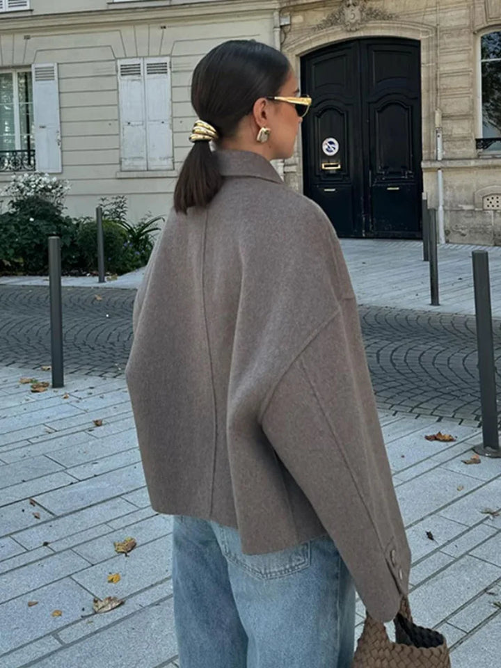 Elegant Women's Wool Blend Coat – Classic Buttoned Jacket for Autumn and Winter
