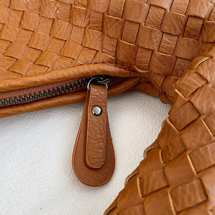 Woven Leather Hobo Bag for Women – Elegant Woven Shoulder Bag