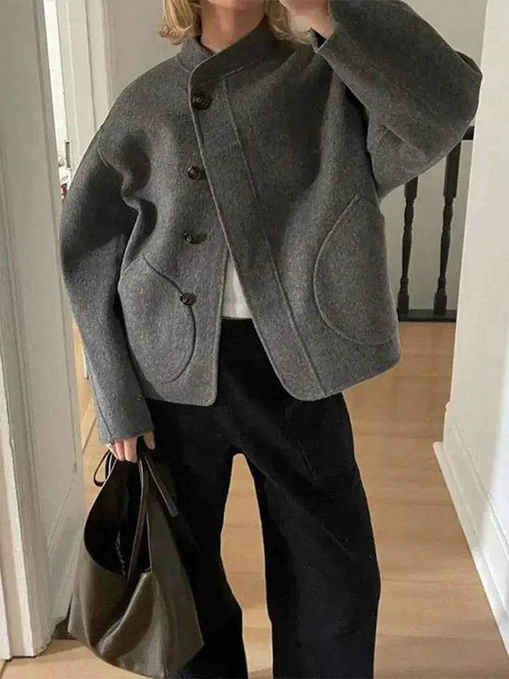 Women's Oversized Premium Wool Jacket – Buttons and Large Pockets