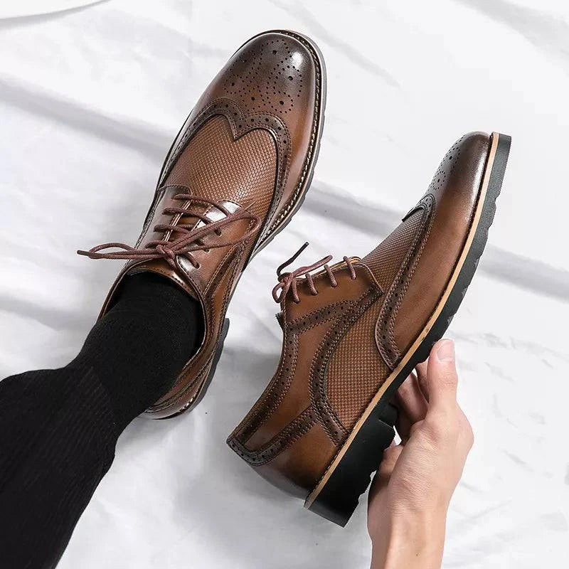 Emma & Rose Manhattan Carter™ classic shoes made of soft, luxurious fabrics with a sleek design and comfortable fit.