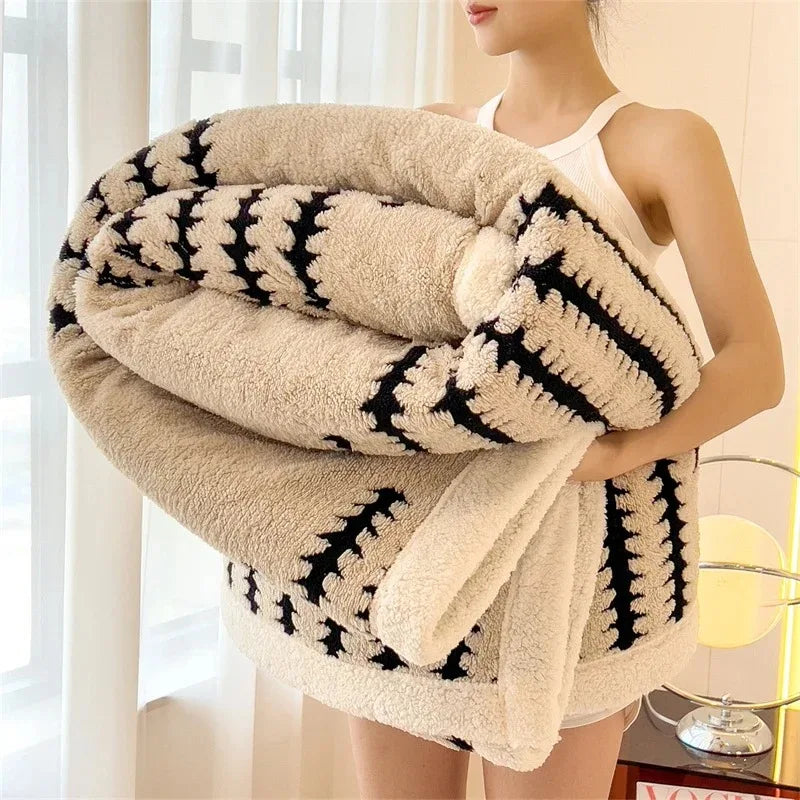 Reversible Geometric Throw Blanket – Soft, Warm & Stylish Home Accent