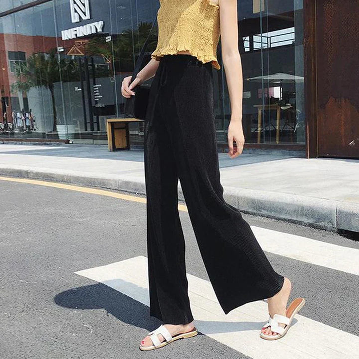 WIDE PLEATED PANTS FOR WOMEN