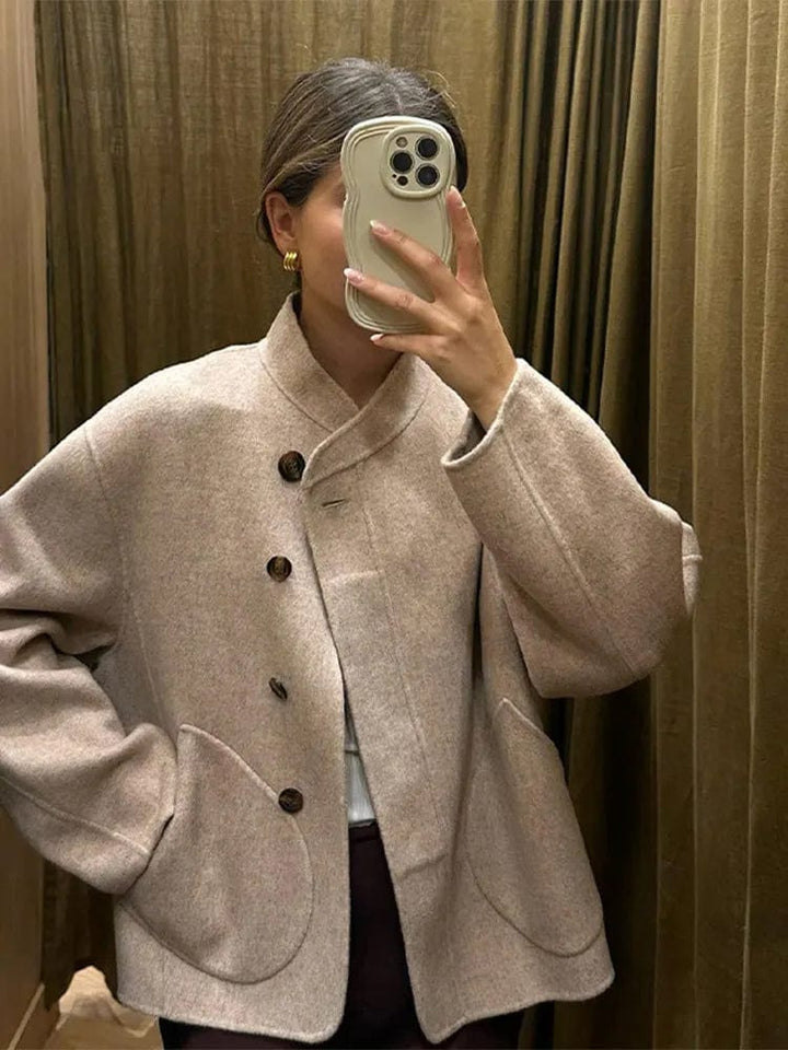Women's Oversized Premium Wool Jacket – Buttons and Large Pockets