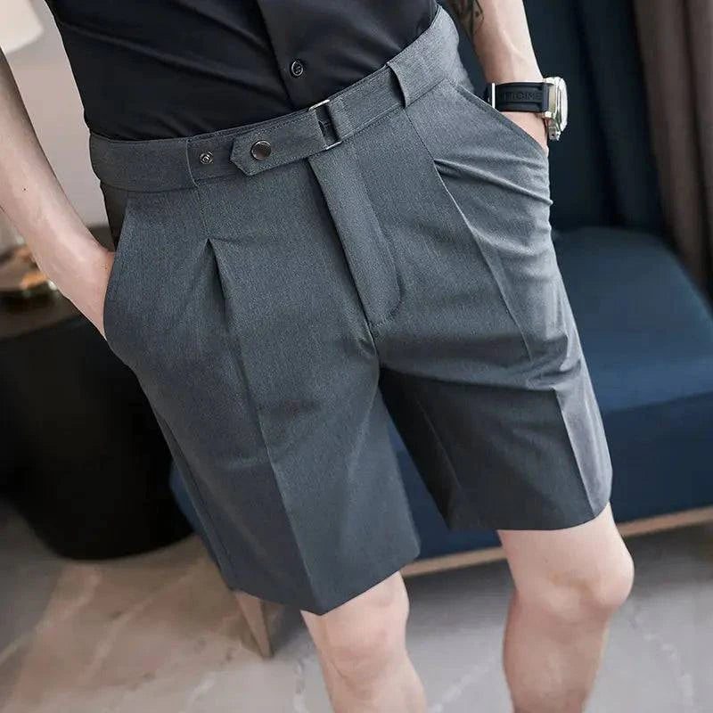 Emma & Rose Manhattan Zara™ comfortable elastic shorts in soft fabric, featuring a relaxed fit and adjustable waistband.