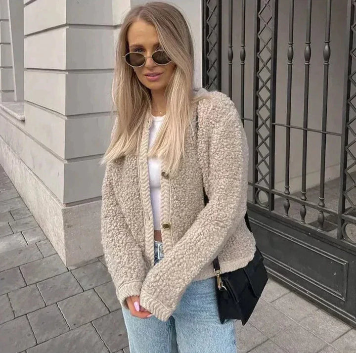 Cozy Teddy Gilet for Women Warm Short Buttoned Jacket - Elena Harper
