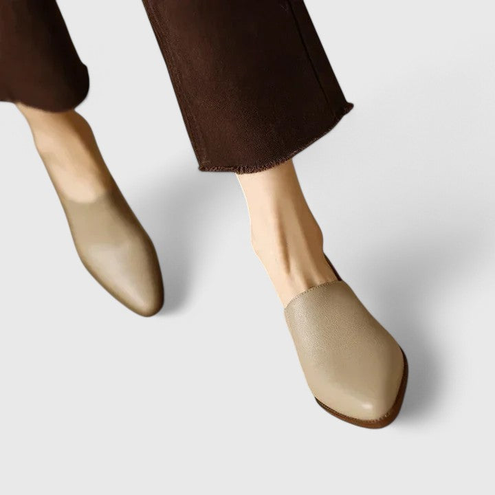 ORTHOPEDIC SHOES FOR WOMEN
