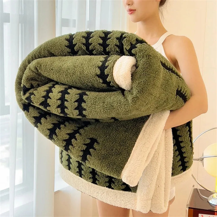 Reversible Geometric Throw Blanket – Soft, Warm & Stylish Home Accent