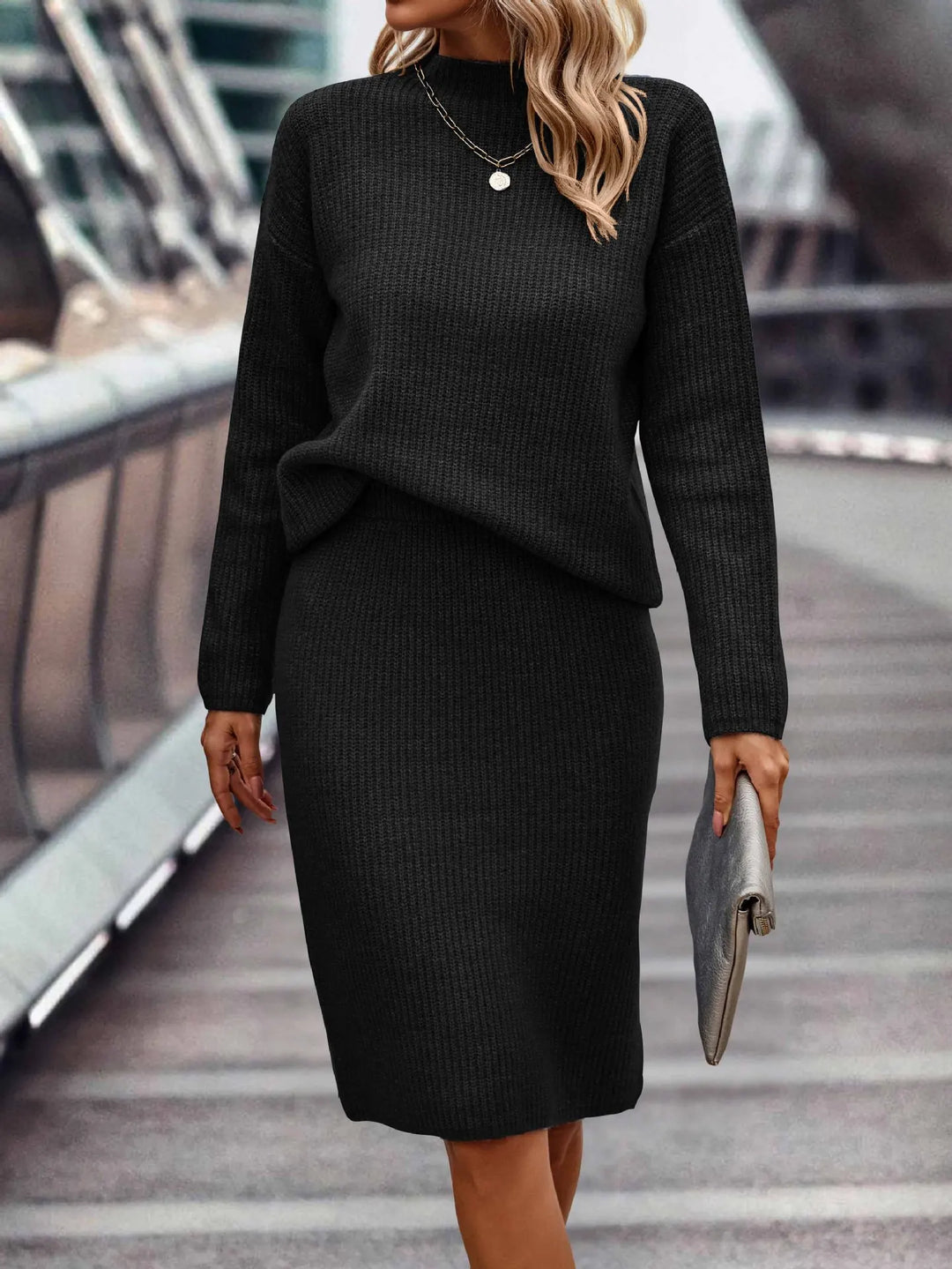 2-Piece Women's Set of Sweater and Skirt | EB