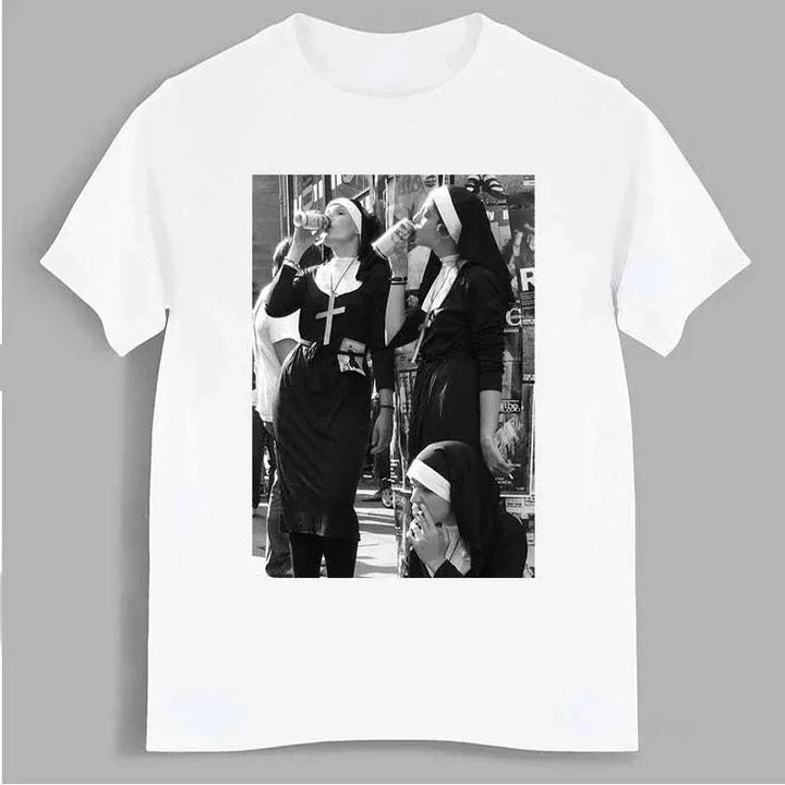 T-shirt - Stylish - High-Quality Cotton, Short Sleeves - Perfect for Daily Use