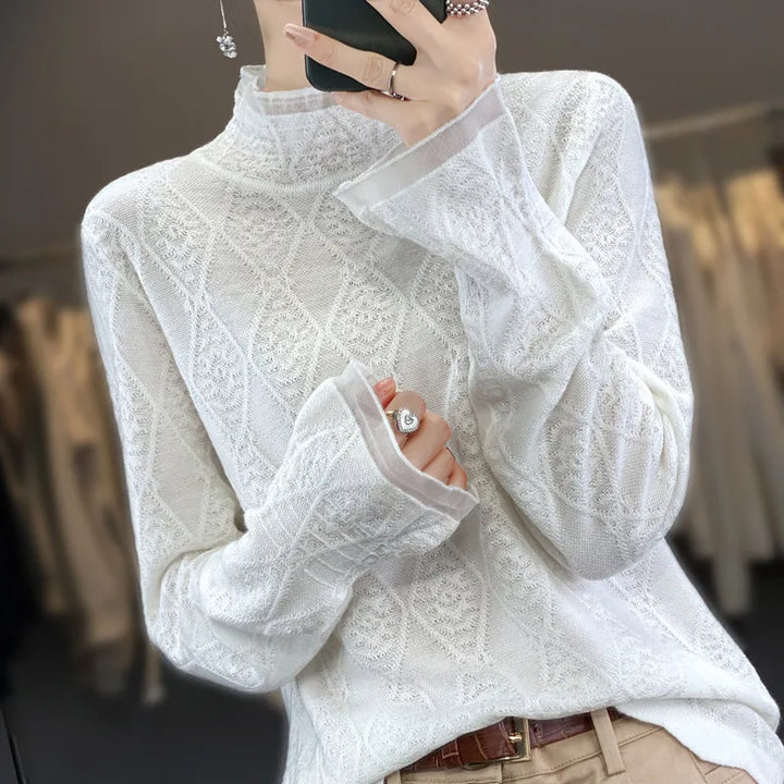 Women's Diamond Knit Pullover with V-Neckline