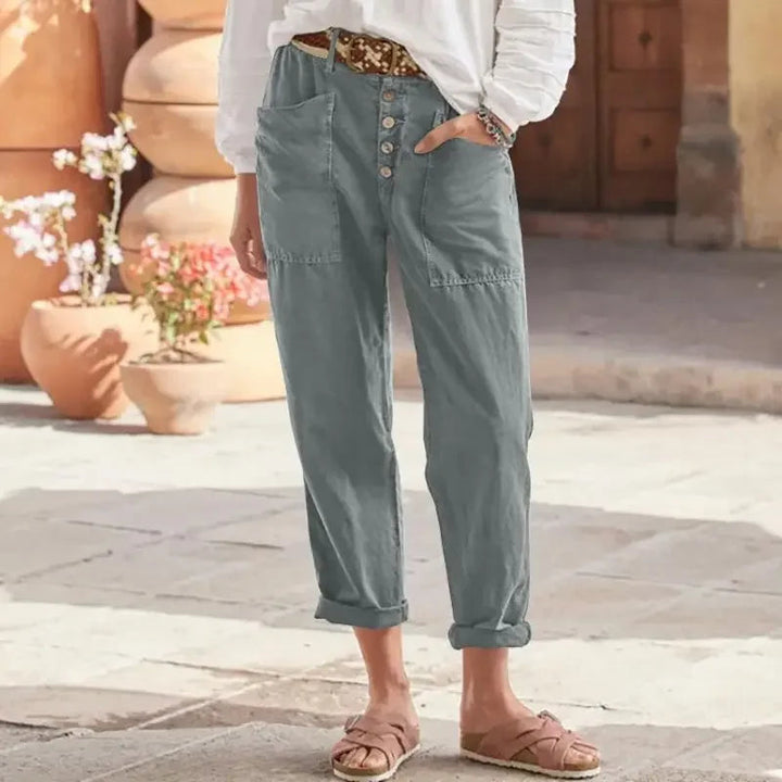 AURAVESSA – RELAXED FIT PANTS FOR EVERYDAY EASE
