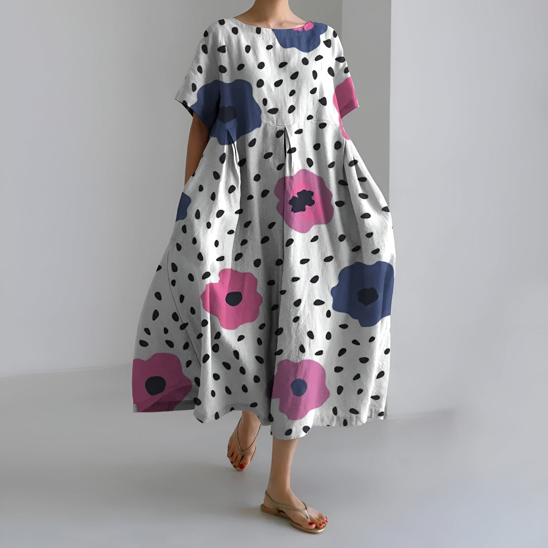 Meeri Artistic maxi dress with vintage floral pattern and carefree elegance - Elena Harper