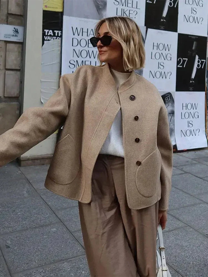 Women's Oversized Premium Wool Jacket – Buttons and Large Pockets