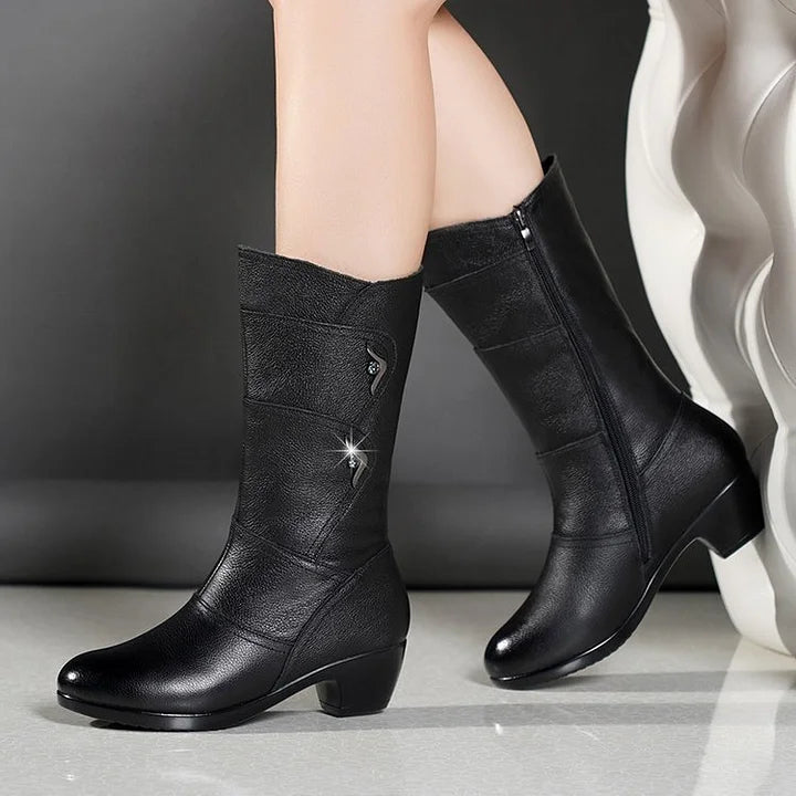 Geox | Mid-calf boots with wide heel and elegant design