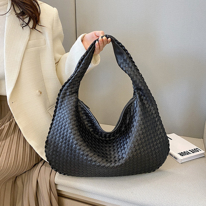 Woven Leather Hobo Bag for Women – Elegant Woven Shoulder Bag