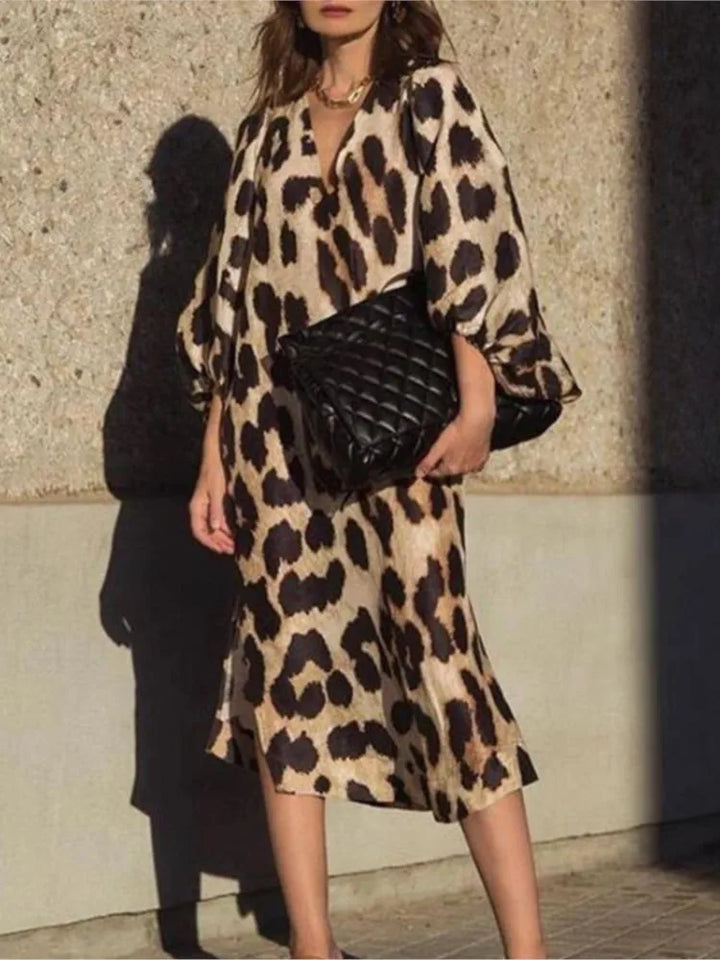 Nadine - Dress with Leopard Print