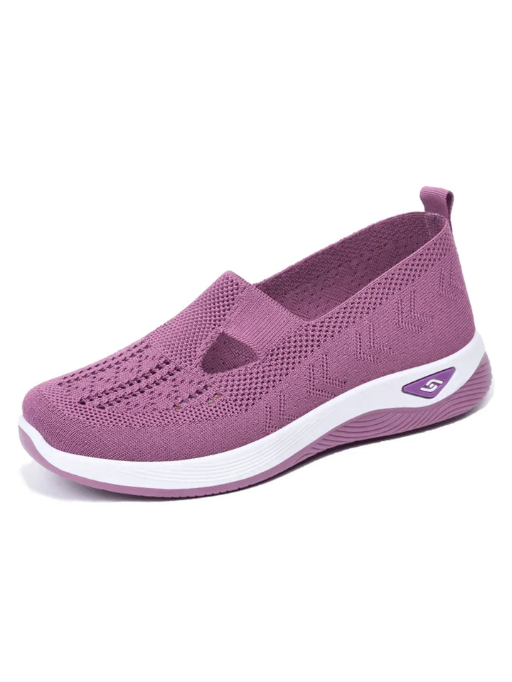 Women’s Breathable Sneakers in Solid Color EB