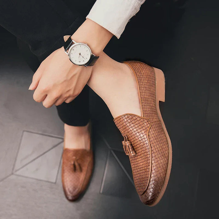 comfortable loafers with classic design EB EB