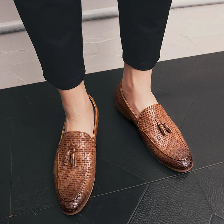 comfortable loafers with classic design EB EB