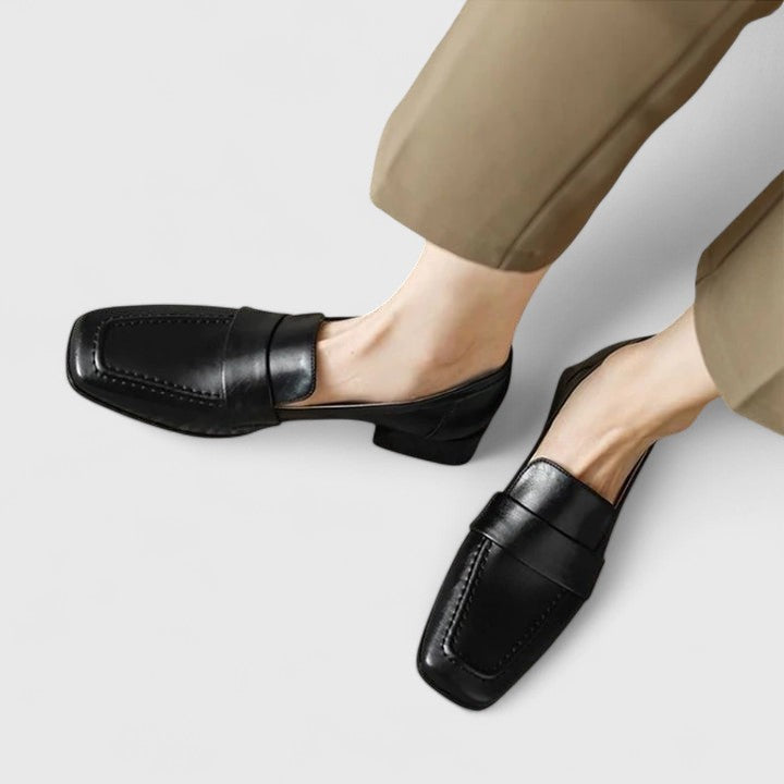 TATUM – MODERN CLASSIC BLOCK HEEL LOAFERS