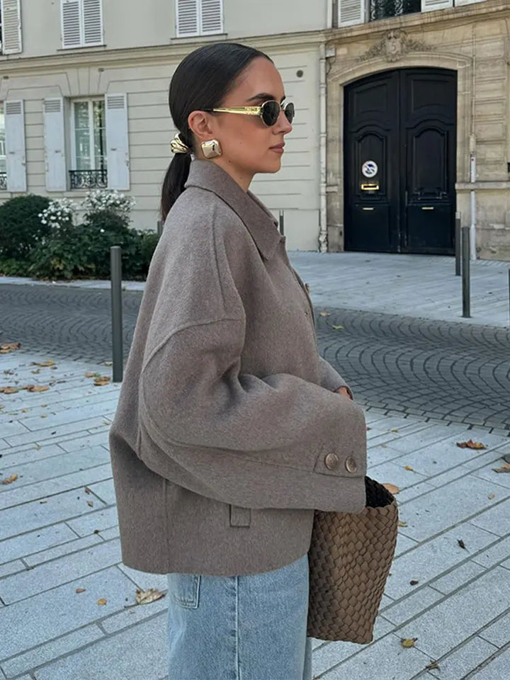 Elegant Women's Wool Blend Coat – Classic Buttoned Jacket for Autumn and Winter