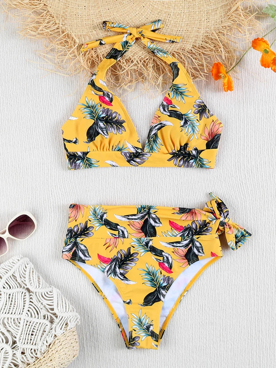 Beautifully Finished Bikini in a Timeless Design - Elena Harper
