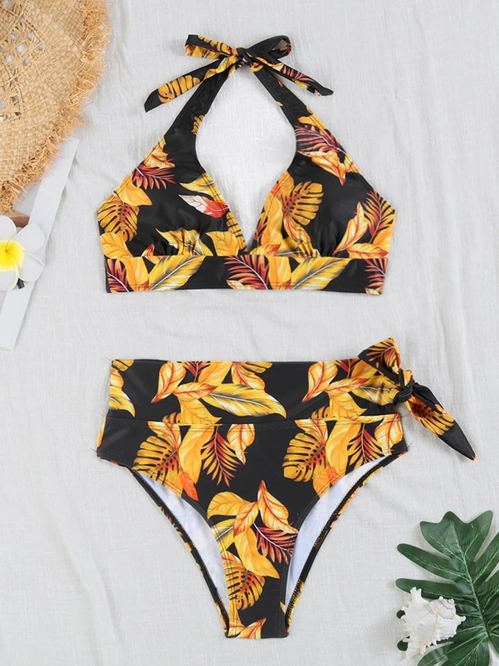 Beautifully Finished Bikini in a Timeless Design, view 2 - Elena Harper