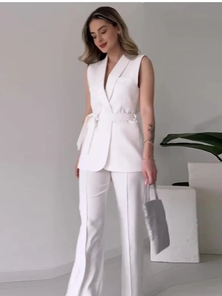 Sleeveless Blazer Suit Tailored Fit Wrap V-Neck Wide Pants Avérine - Elena Harper