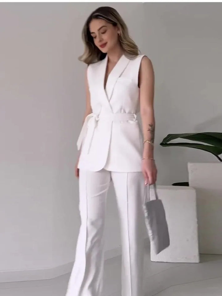 Sleeveless Blazer Suit Tailored Fit Wrap V-Neck Wide Pants Avérine - Elena Harper